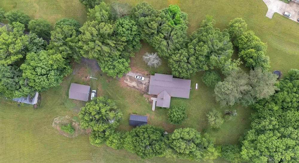 2226 Hwy 25 W Cottontown, TN 37048