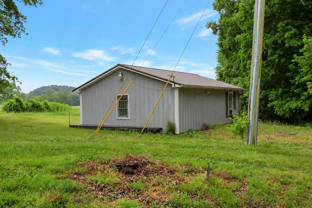 2226 Hwy 25 W Cottontown, TN 37048