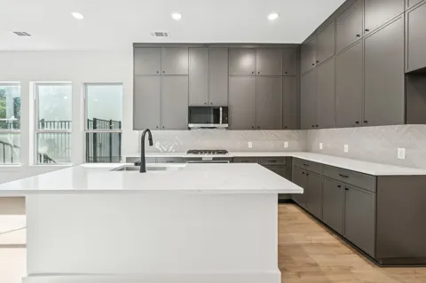 428 Waterscape Drive #1338