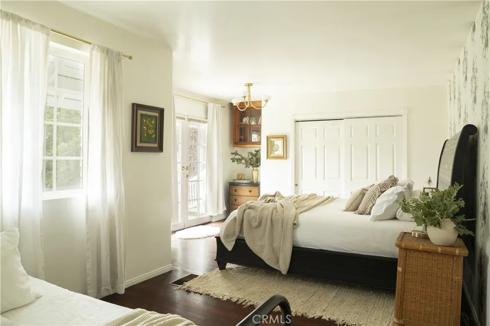 26498 Lake Forest Drive Twin Peaks, CA 92391