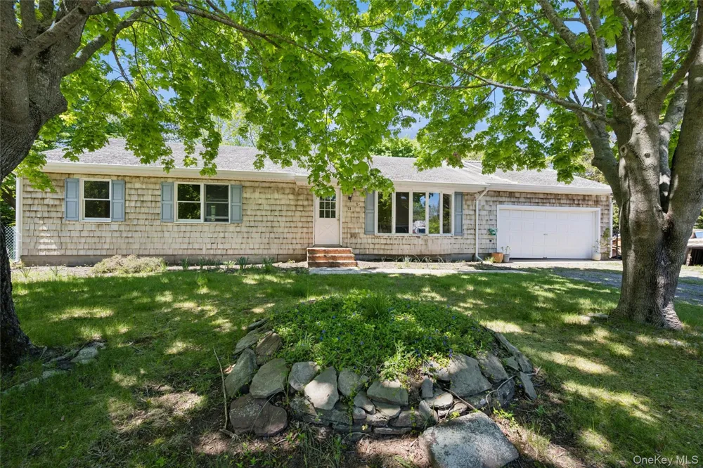 11 Columbia Street Sag Harbor, NY 11963