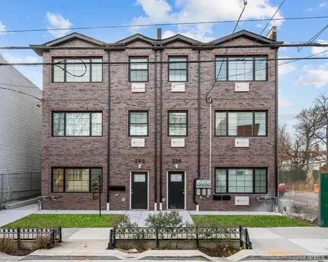 238 Wyona Street #2