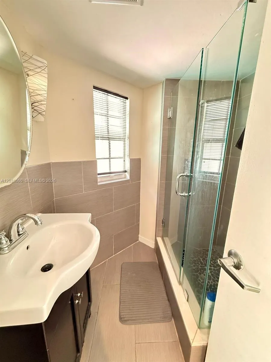 57 NE 24th St #63 Wilton Manors, FL 33305