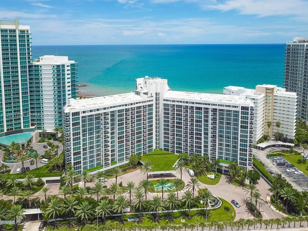 10275 Collins Ave #905 Bal Harbour, FL 33154