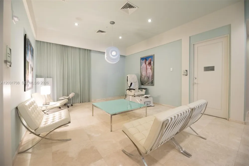 10275 Collins Ave #905 Bal Harbour, FL 33154