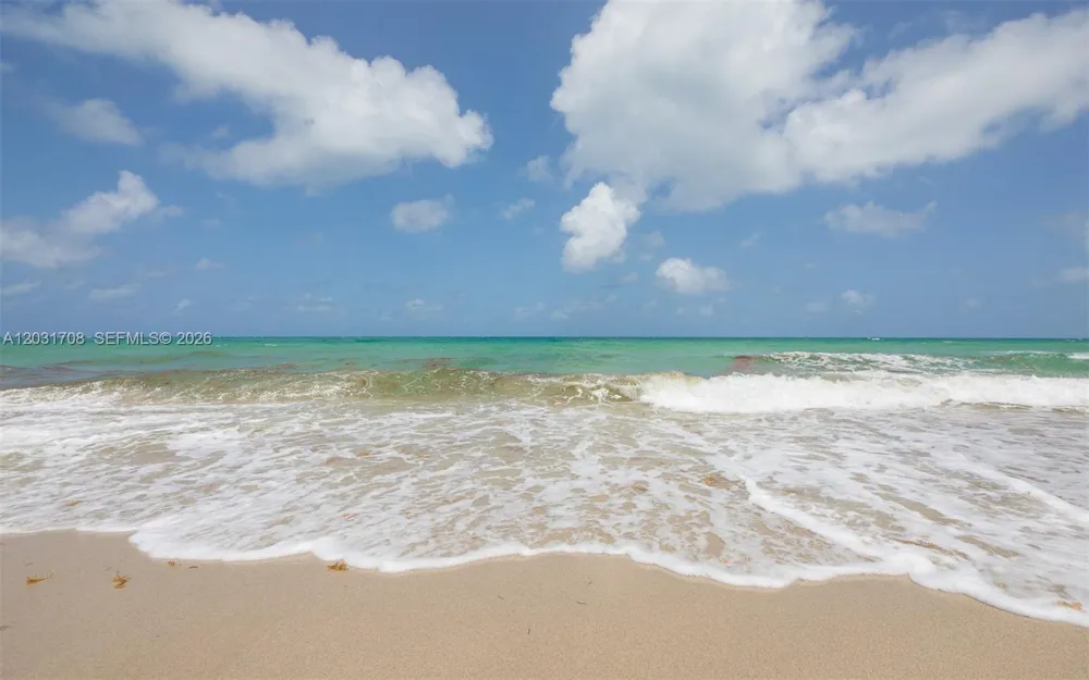 10275 Collins Ave #905 Bal Harbour, FL 33154