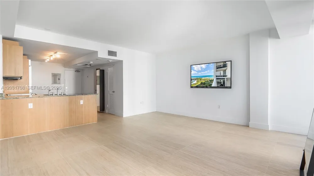 10275 Collins Ave #905 Bal Harbour, FL 33154