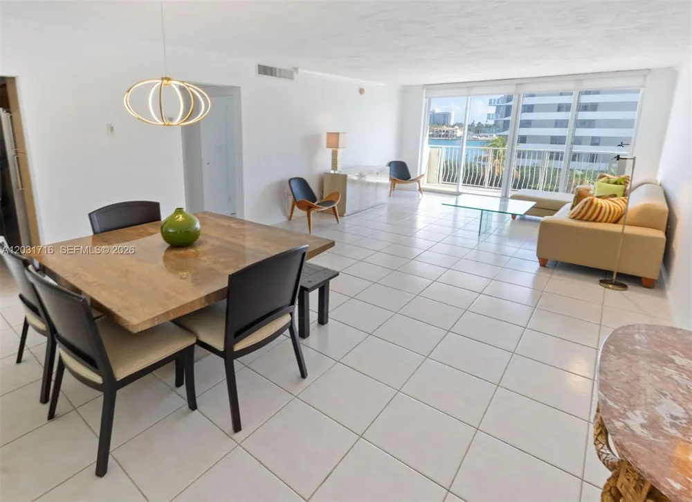 10350 W Bay Harbor Dr #5E Bay Harbor Islands, FL 33154