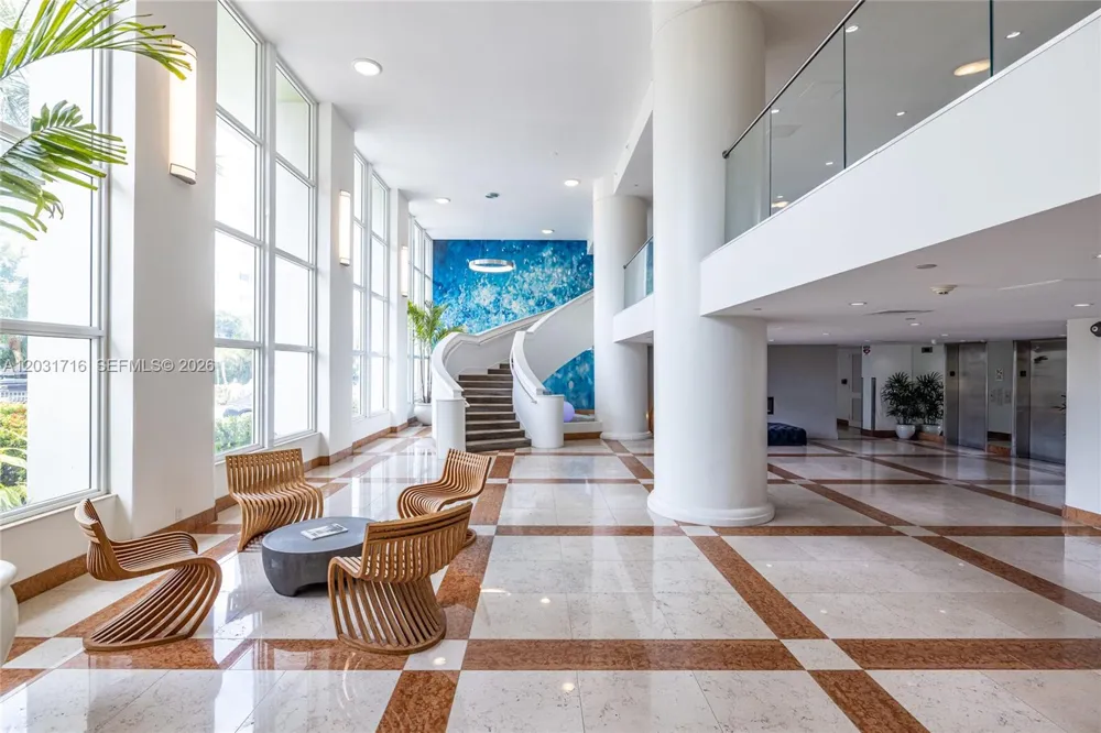 10350 W Bay Harbor Dr #5E Bay Harbor Islands, FL 33154