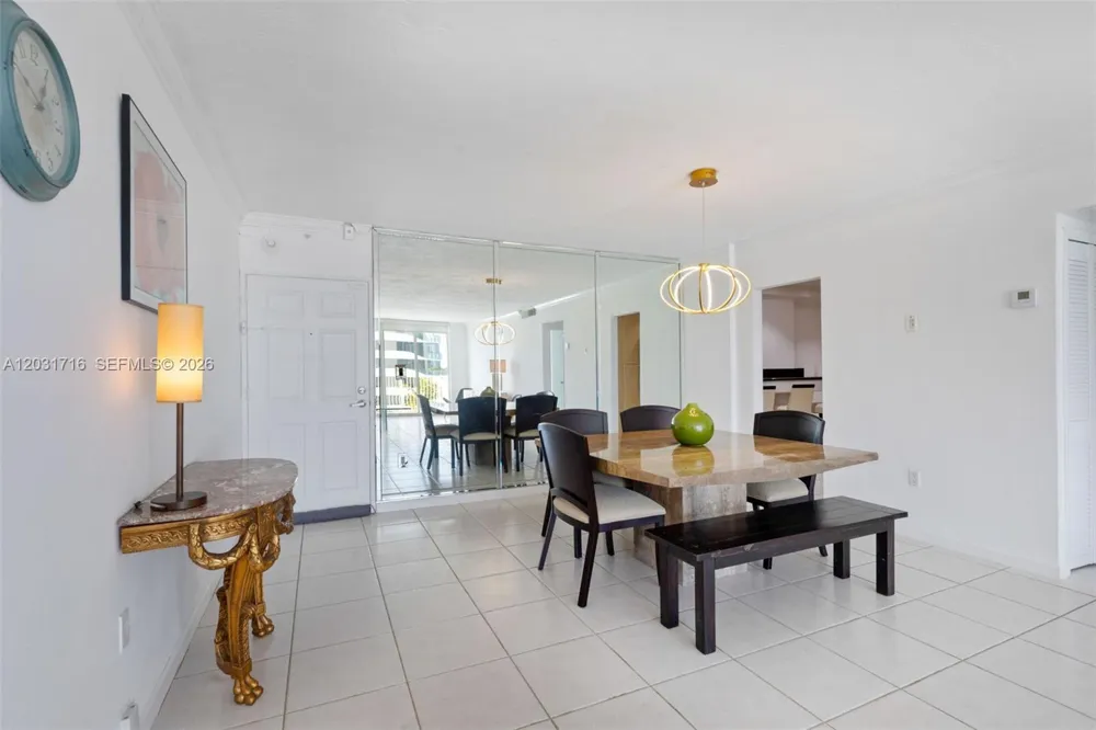 10350 W Bay Harbor Dr #5E Bay Harbor Islands, FL 33154