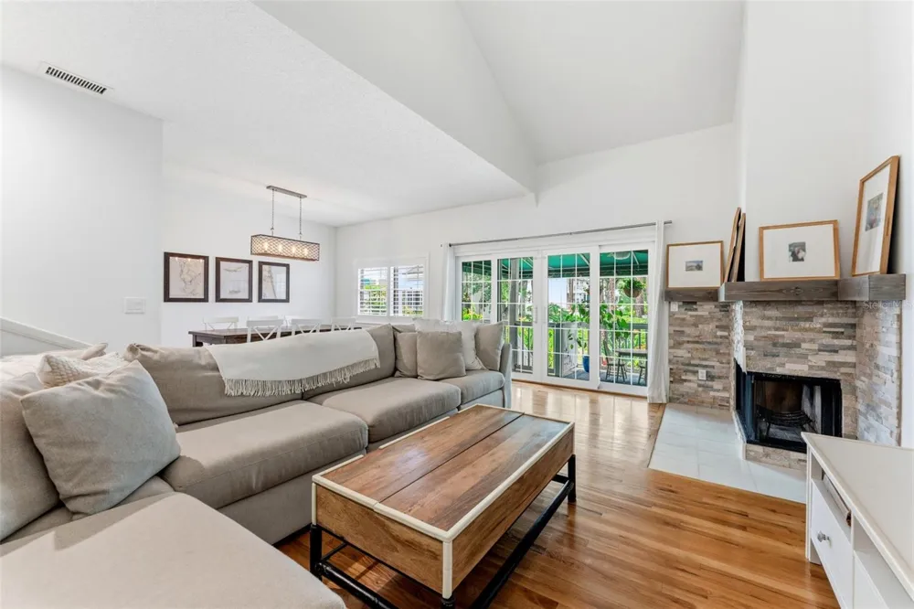 2605 W BALLAST POINT BOULEVARD Tampa, FL 33611