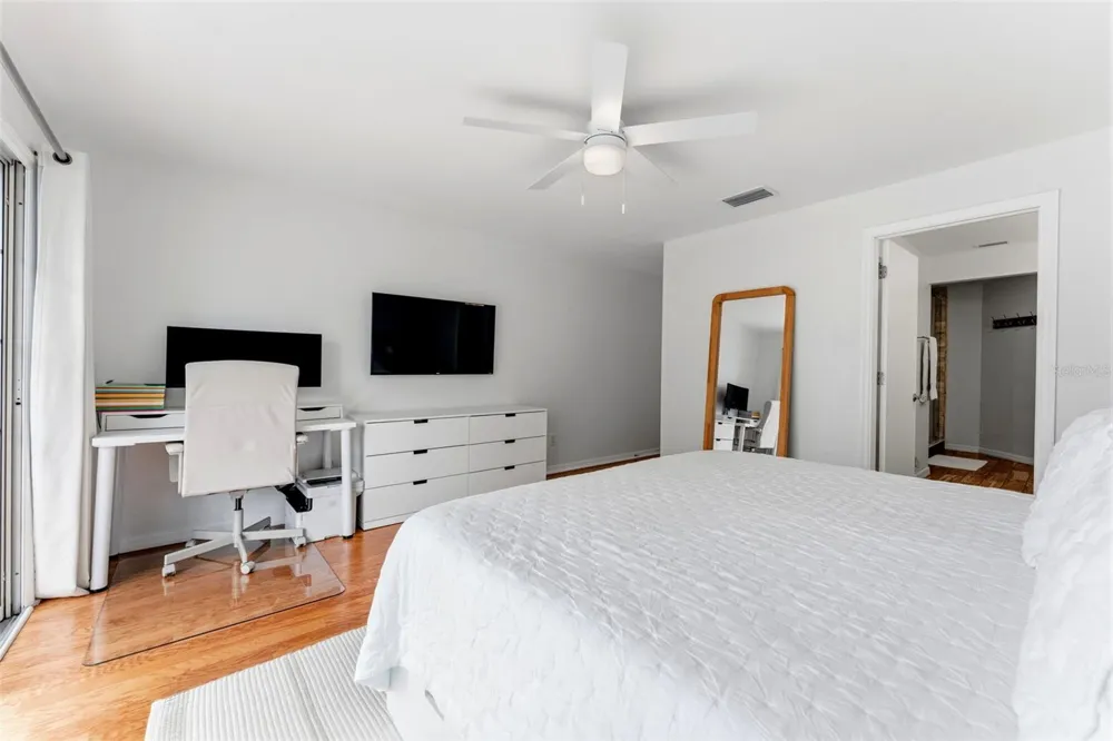 2605 W BALLAST POINT BOULEVARD Tampa, FL 33611