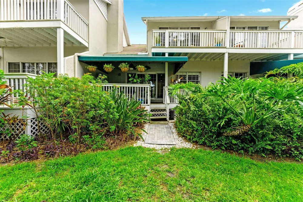 2605 W BALLAST POINT BOULEVARD Tampa, FL 33611