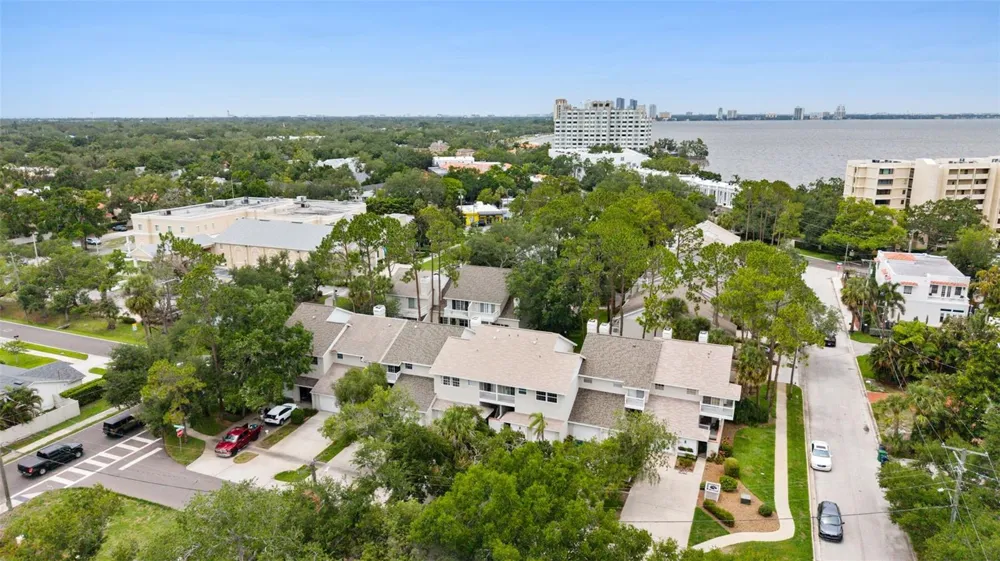 2605 W BALLAST POINT BOULEVARD Tampa, FL 33611