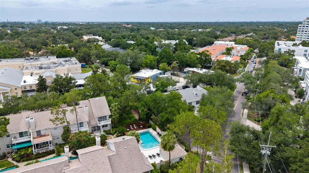2605 W BALLAST POINT BOULEVARD Tampa, FL 33611