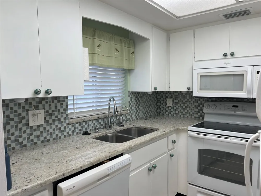 3751 S SCHOOL AVENUE #29 Sarasota, FL 34239