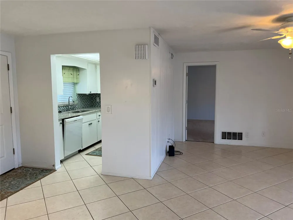 3751 S SCHOOL AVENUE #29 Sarasota, FL 34239