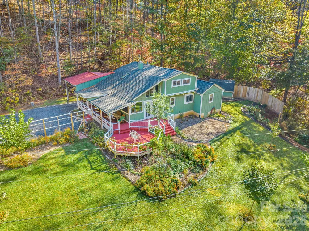 226 Fish Pond Lane Burnsville, NC 28714