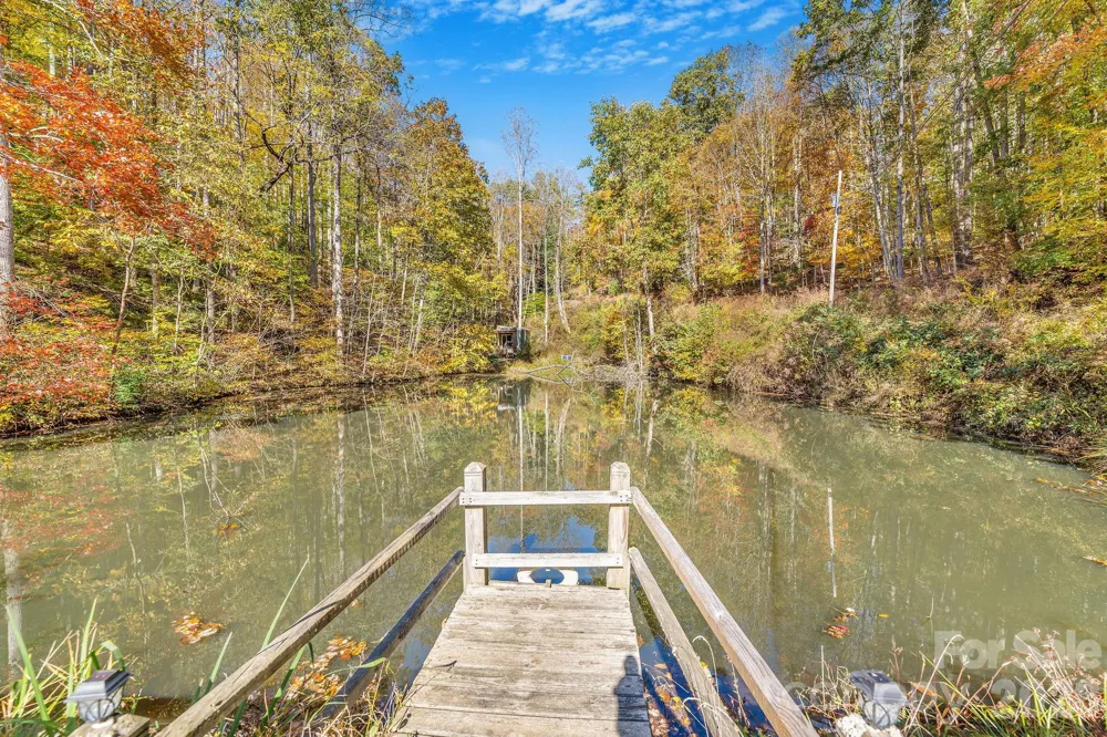 226 Fish Pond Lane Burnsville, NC 28714