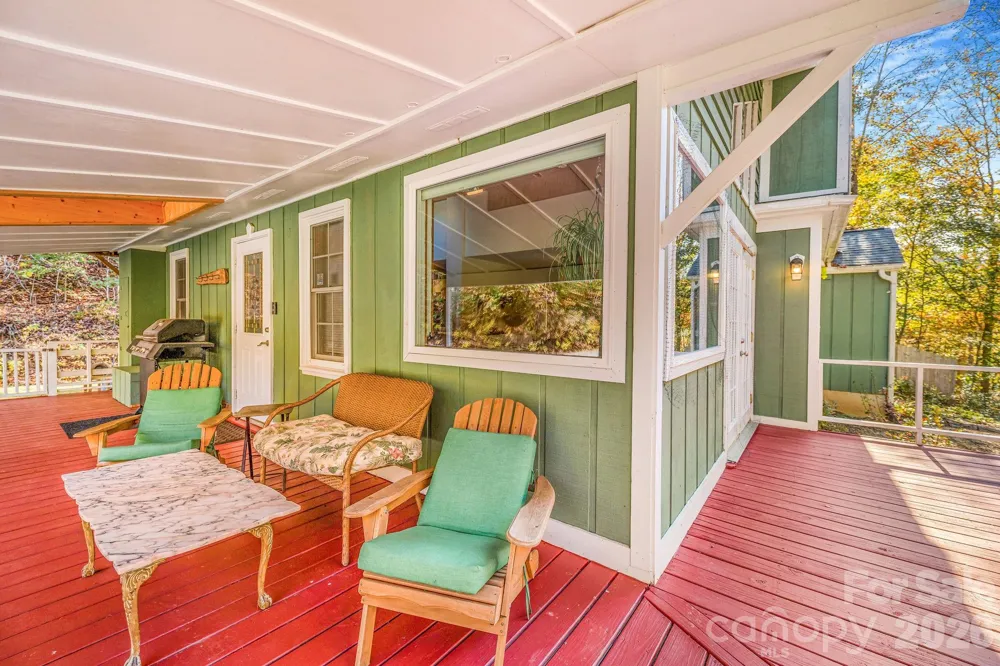 226 Fish Pond Lane Burnsville, NC 28714