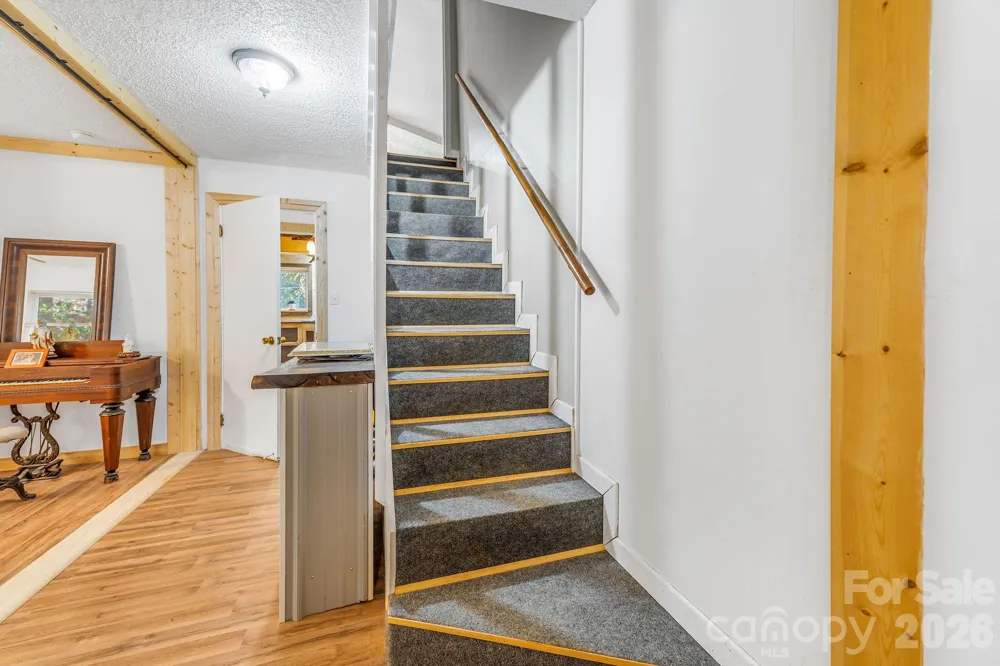 226 Fish Pond Lane Burnsville, NC 28714