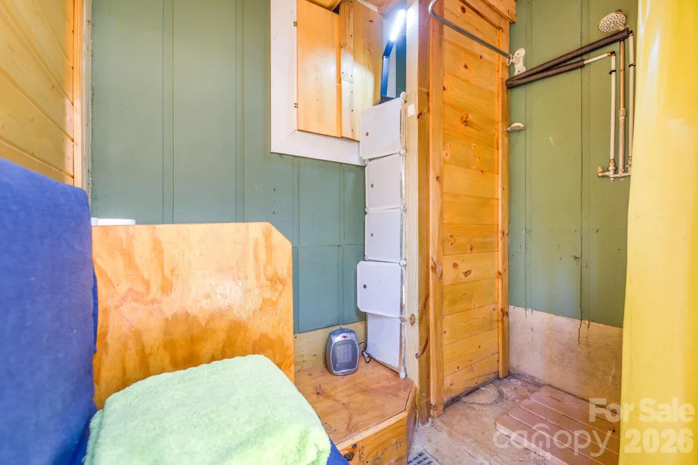 226 Fish Pond Lane Burnsville, NC 28714
