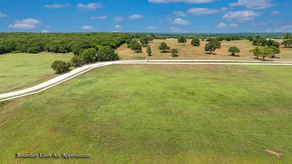 7803 E US Hwy 82 Gainesville, TX 76240