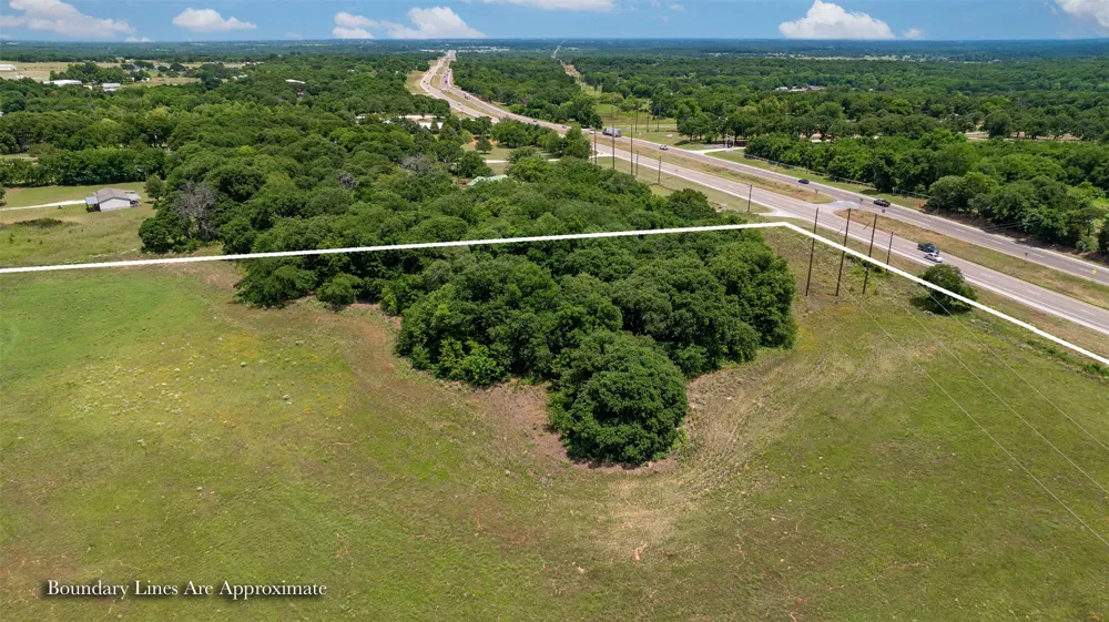 7803 E US Hwy 82 Gainesville, TX 76240