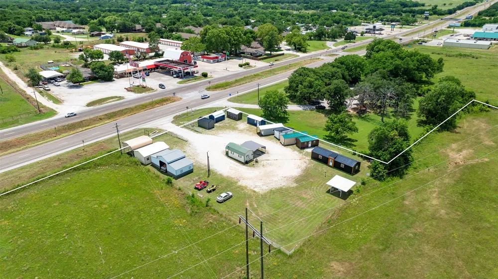 7803 E US Hwy 82 Gainesville, TX 76240