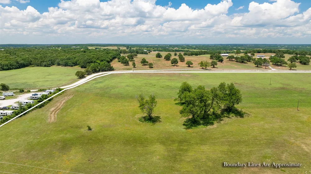 7803 E US Hwy 82 Gainesville, TX 76240