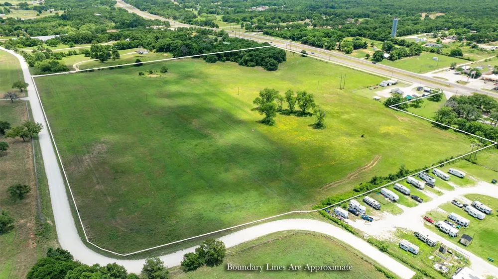 7803 E US Hwy 82 Gainesville, TX 76240