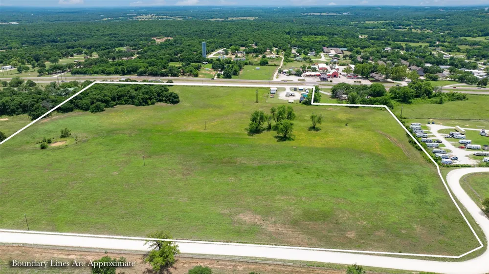 7803 E US Hwy 82 Gainesville, TX 76240