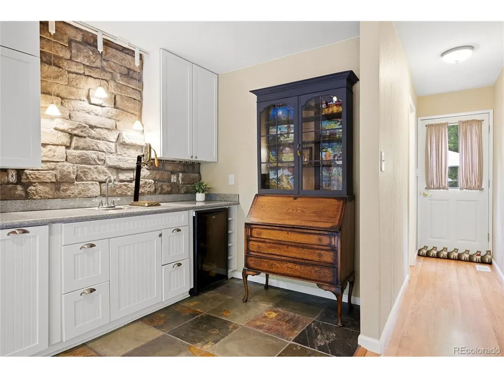 9128 Krashin Drive Conifer, CO 80433