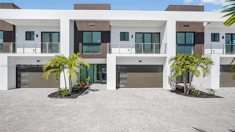 4624 SW 32nd Ave #A3 Dania Beach, FL 33312