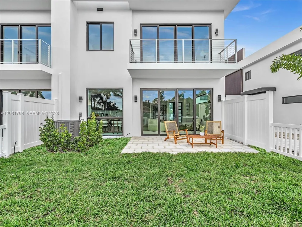 4636 SW 32nd Ave #C2 Dania Beach, FL 33312