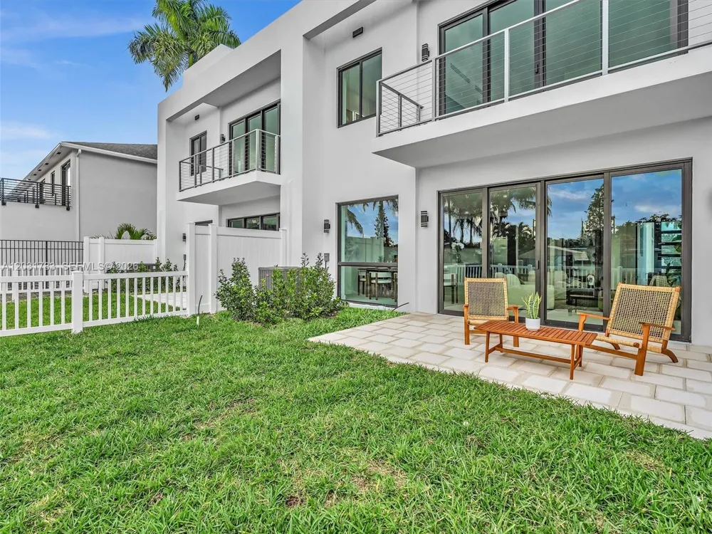 4636 SW 32nd Ave #C2 Dania Beach, FL 33312