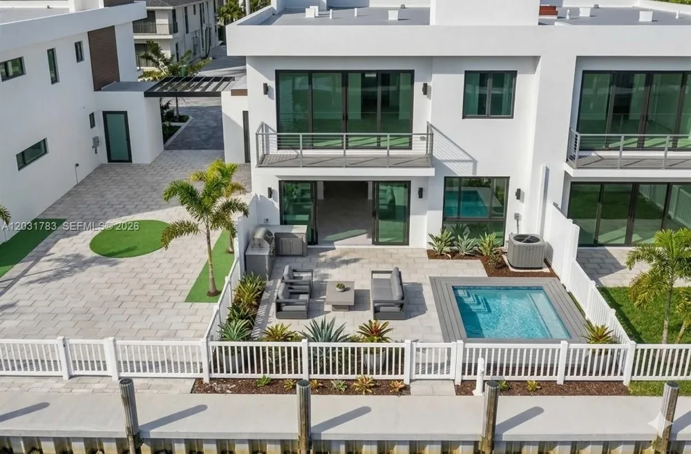 4636 SW 32nd Ave #C2 Dania Beach, FL 33312