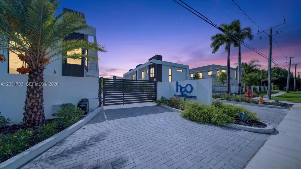 4636 SW 32nd Ave #C2 Dania Beach, FL 33312