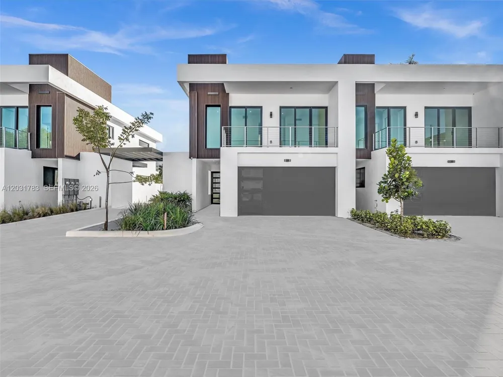 4636 SW 32nd Ave #C2 Dania Beach, FL 33312