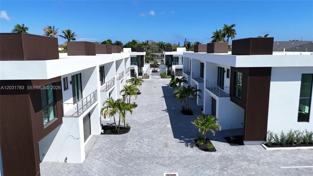 4636 SW 32nd Ave #C2 Dania Beach, FL 33312