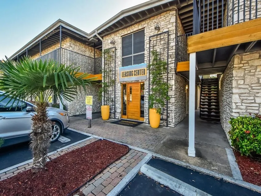 2401 Manor Road #119 Austin, TX 78722