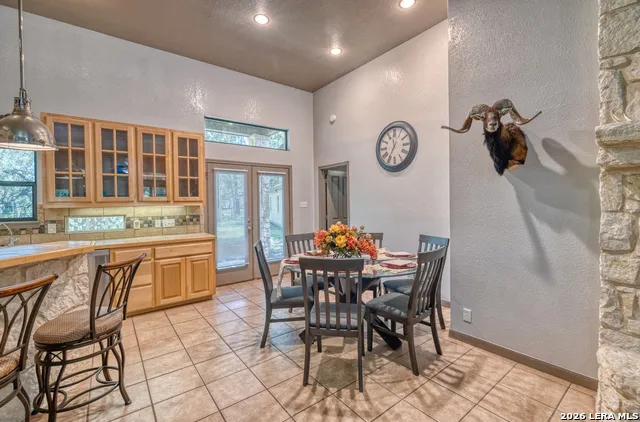 382 Arboles Ct Concan, TX 78838