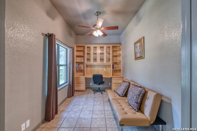 382 Arboles Ct Concan, TX 78838