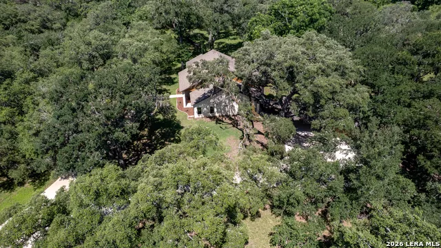 382 Arboles Ct Concan, TX 78838