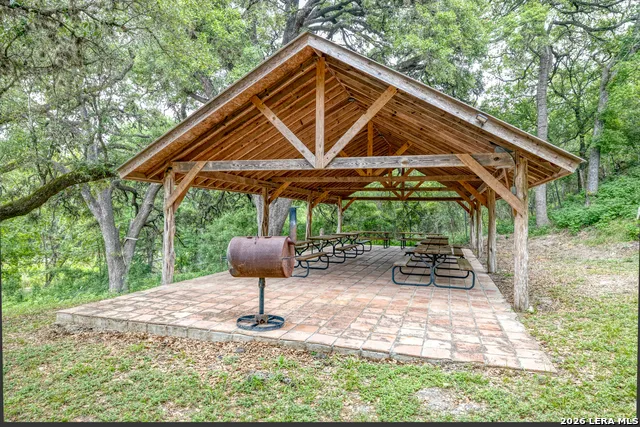 382 Arboles Ct Concan, TX 78838