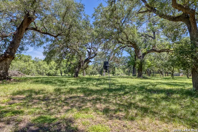 382 Arboles Ct Concan, TX 78838