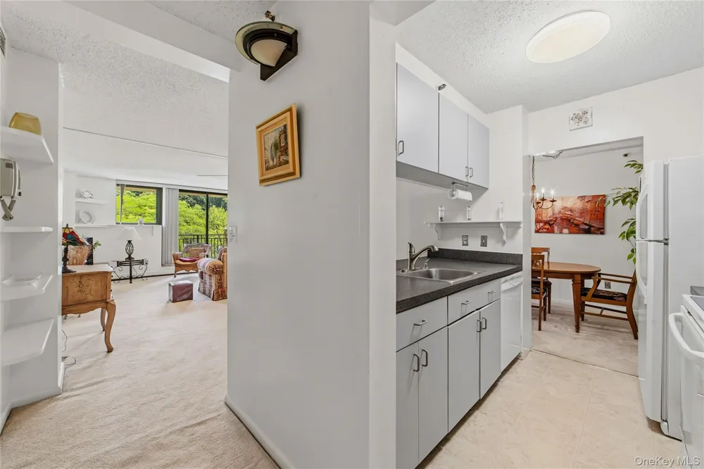 25 Rockledge Avenue #801 White Plains, NY 10601