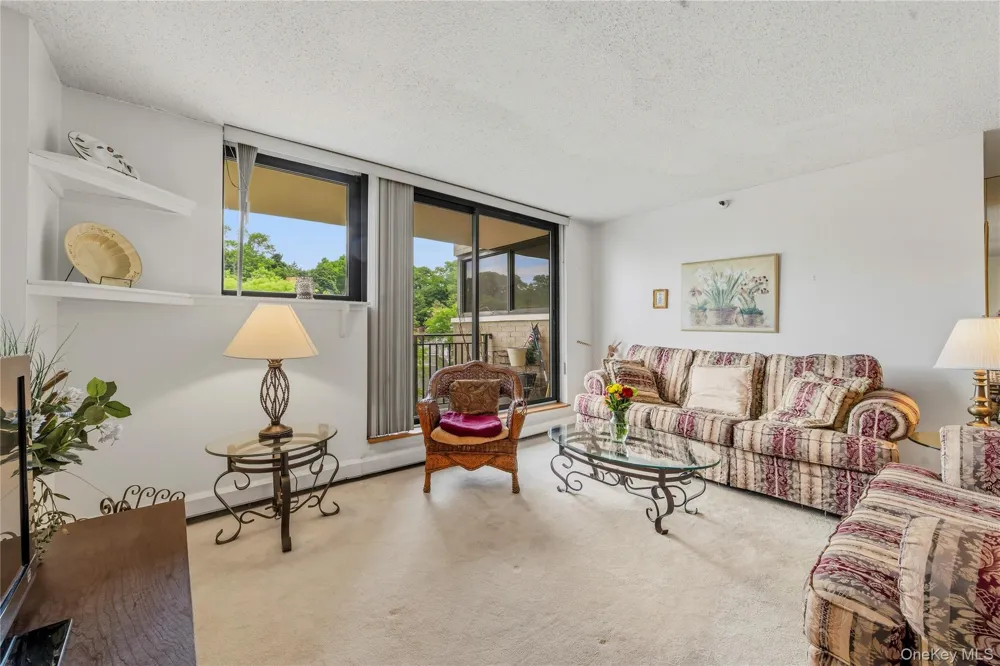 25 Rockledge Avenue #801 White Plains, NY 10601