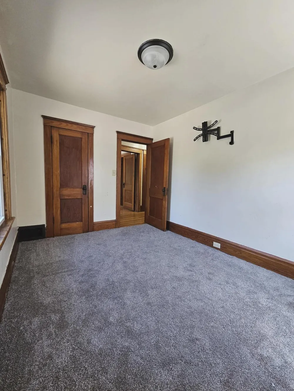 751 East Avenue Jackson City, MI 49202