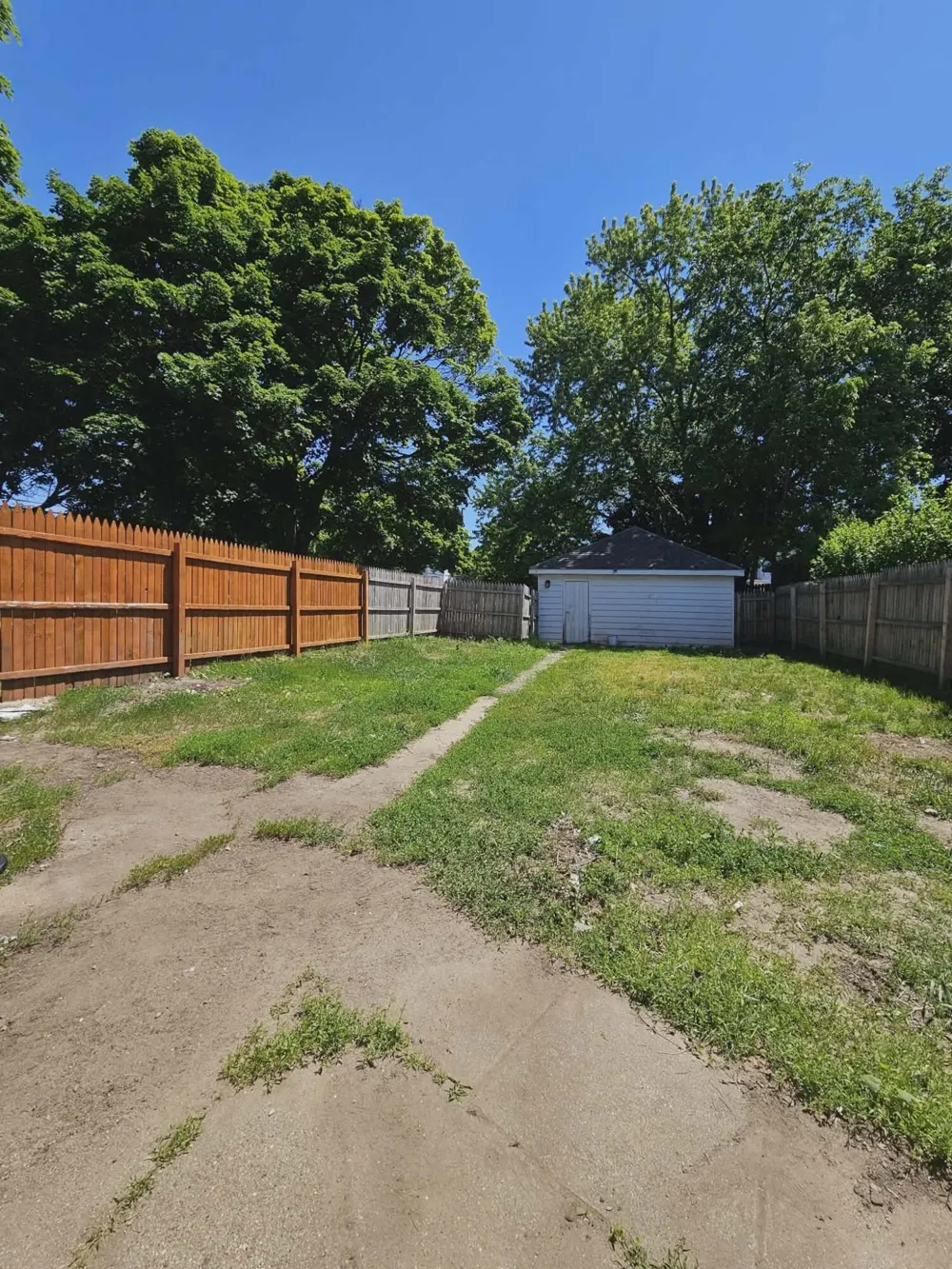 751 East Avenue Jackson City, MI 49202